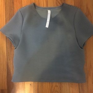 Lululemon striped crop top size 8